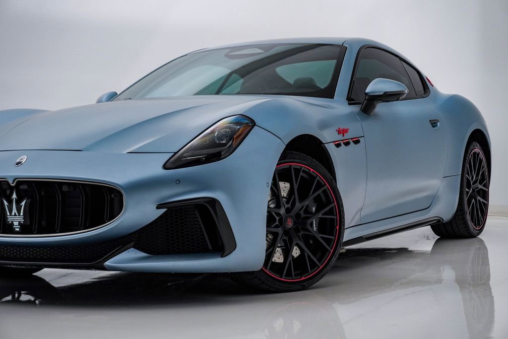 Used 2024 Maserati GranTurismo Trofeo AWD/4WD image 2