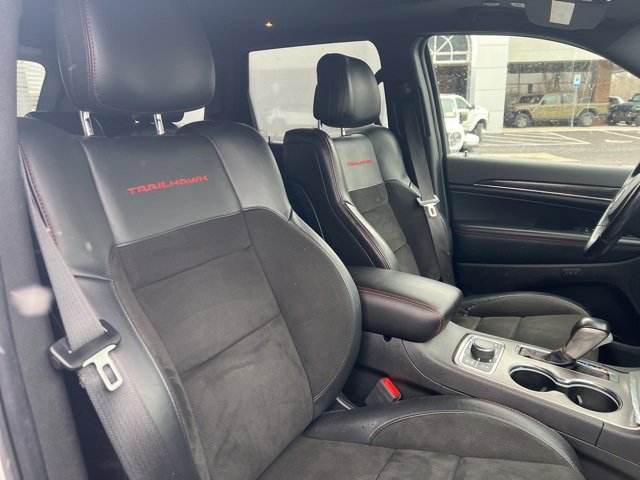 Used 2021 Jeep Grand Cherokee Trailhawk image 29