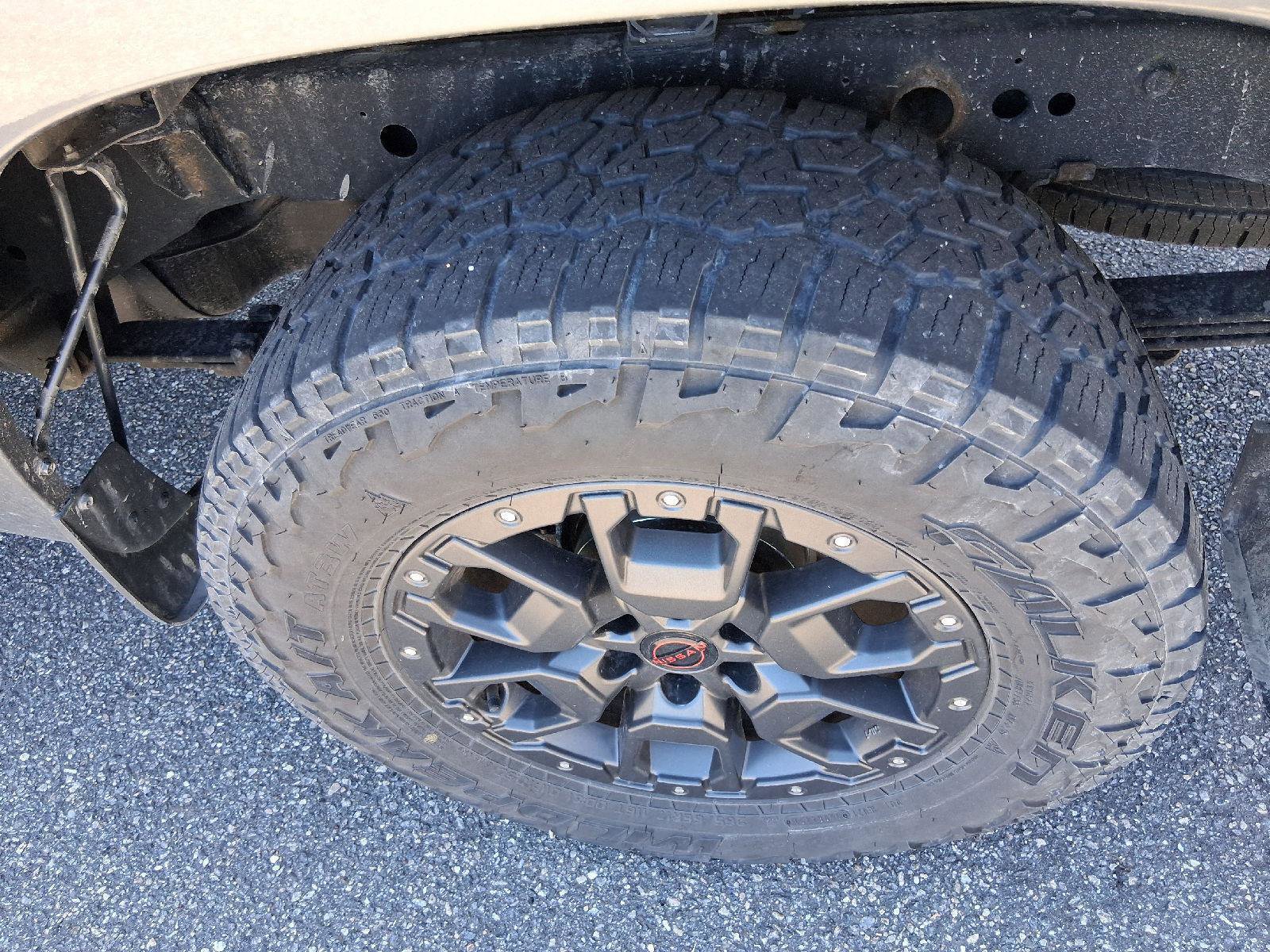 Used 2022 Nissan Frontier SV w/ Technology Package image 23