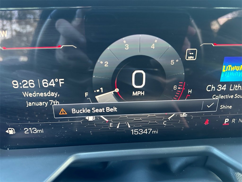 Used 2025 GMC Acadia Elevation image 19