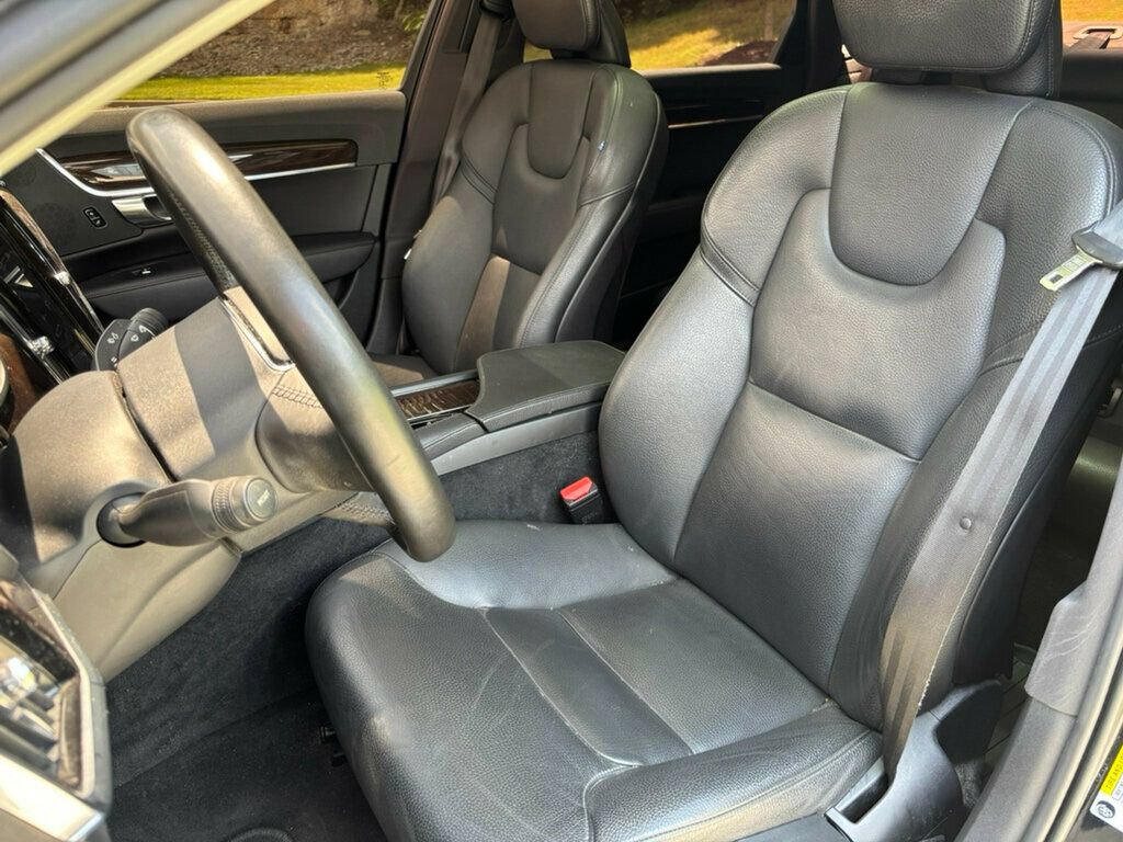 Used 2019 Volvo S90 T6 Momentum AWD/4WD image 11