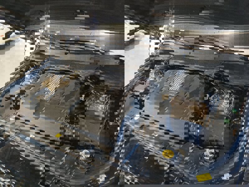 Used 2018 Land Rover Range Rover Sport HSE image 40