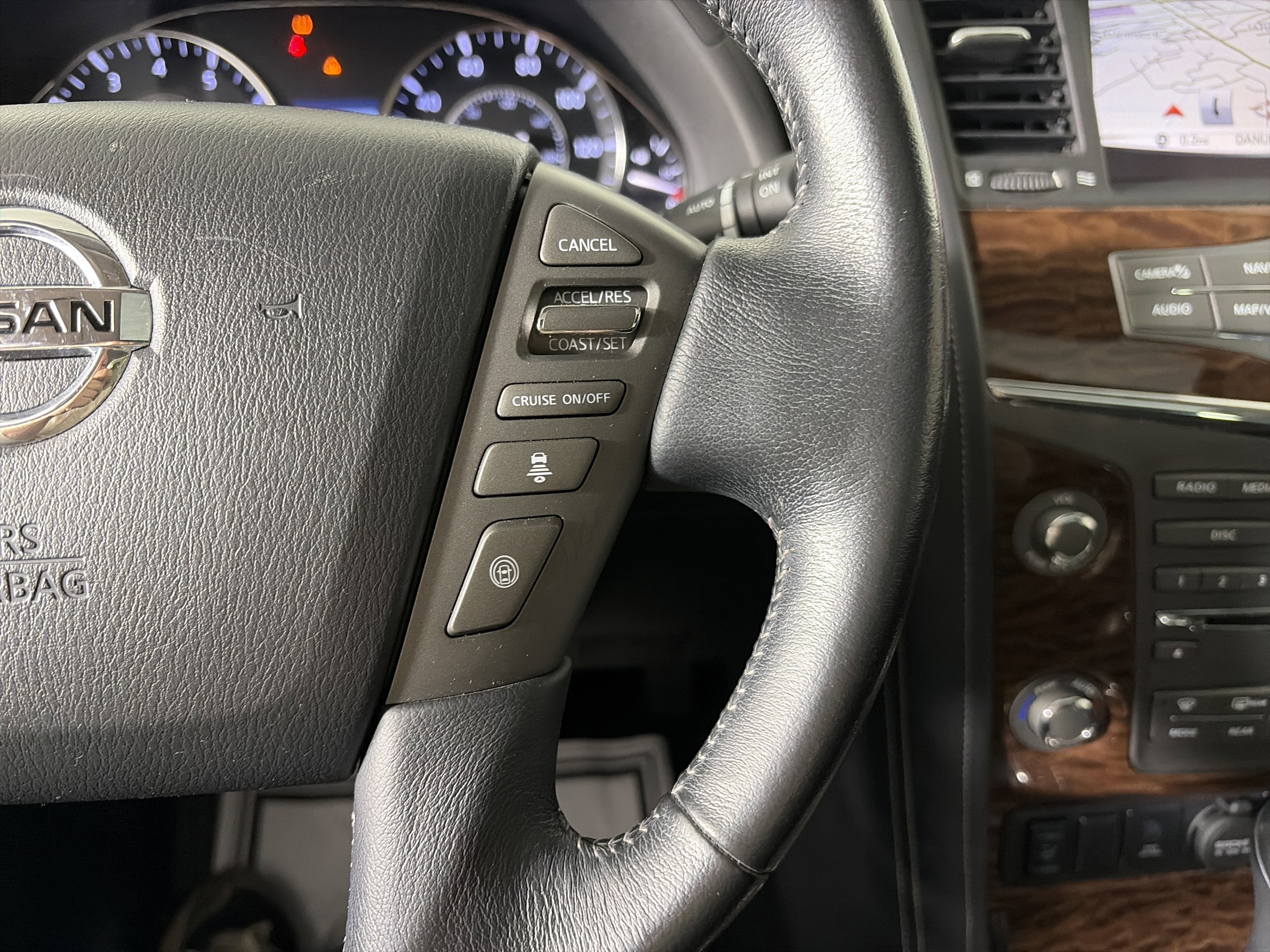 Used 2019 Nissan Armada SL w/ Premium Package image 18