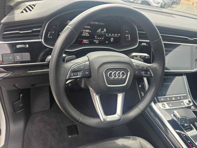 Used 2023 Audi Q7 2.0T Premium w/ Towing Package AWD/4WD image 27