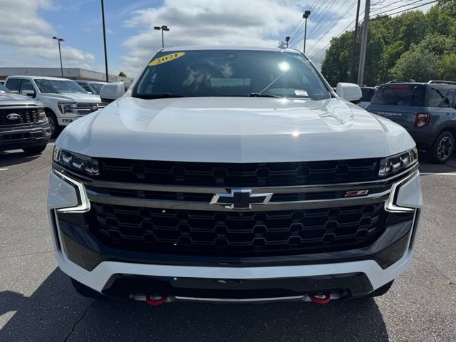 Used 2021 Chevrolet Tahoe Z71 w/ Luxury Package AWD/4WD image 2