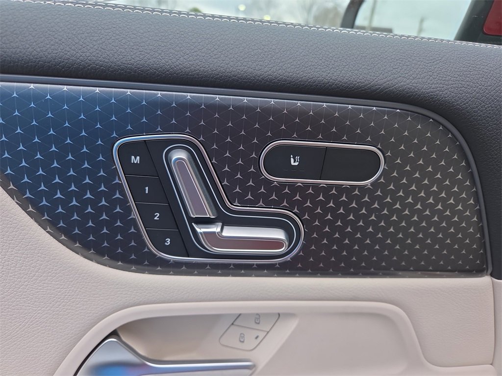 New 2026 Mercedes-Benz GLA 250 4MATIC image 13