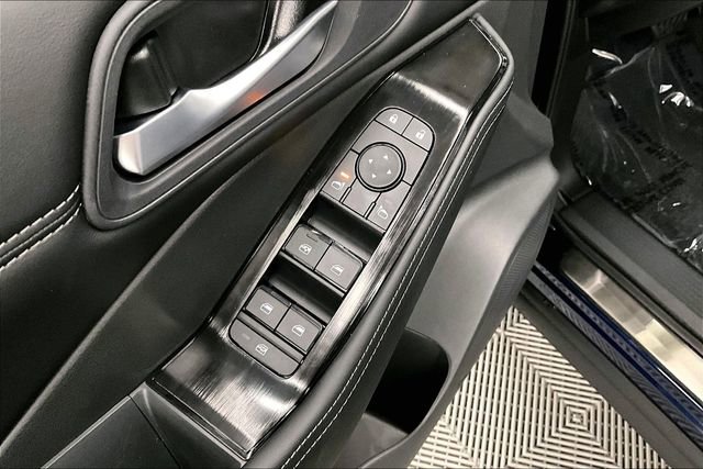 New 2026 Nissan Rogue SV image 30