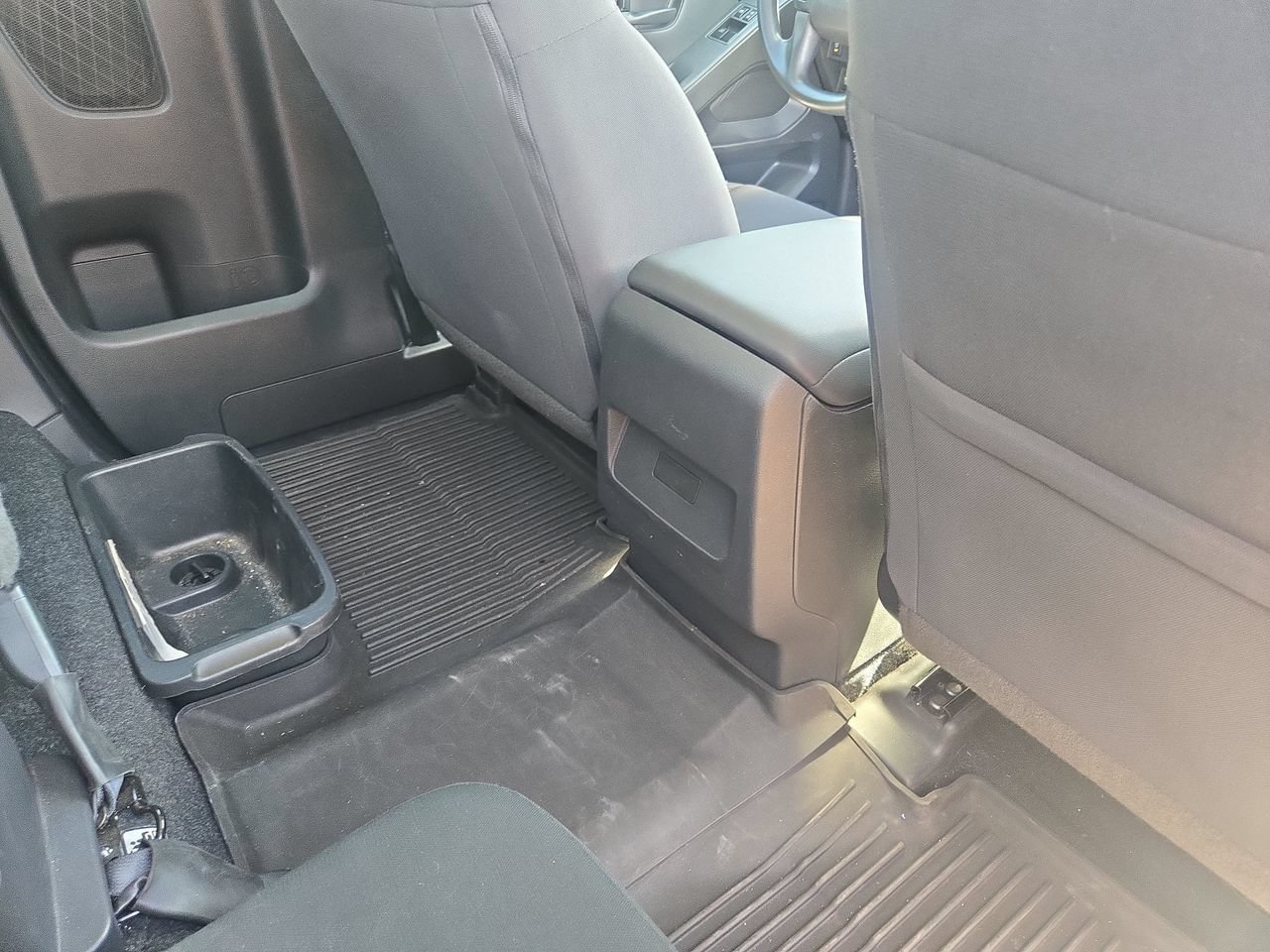 Used 2024 Nissan Frontier S w/ Technology Package AWD/4WD image 11