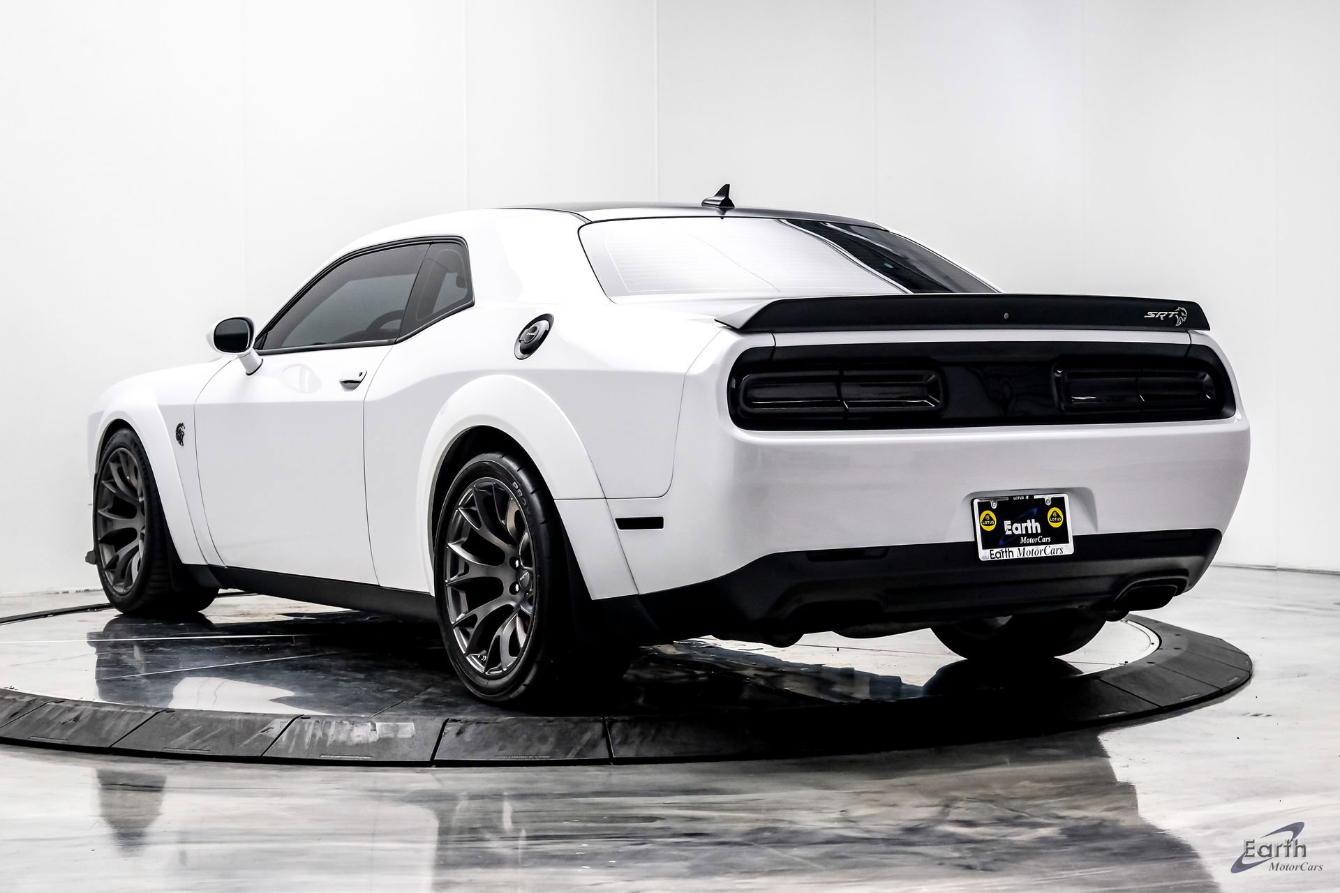 Used 2021 Dodge Challenger SRT Hellcat Redeye image 13