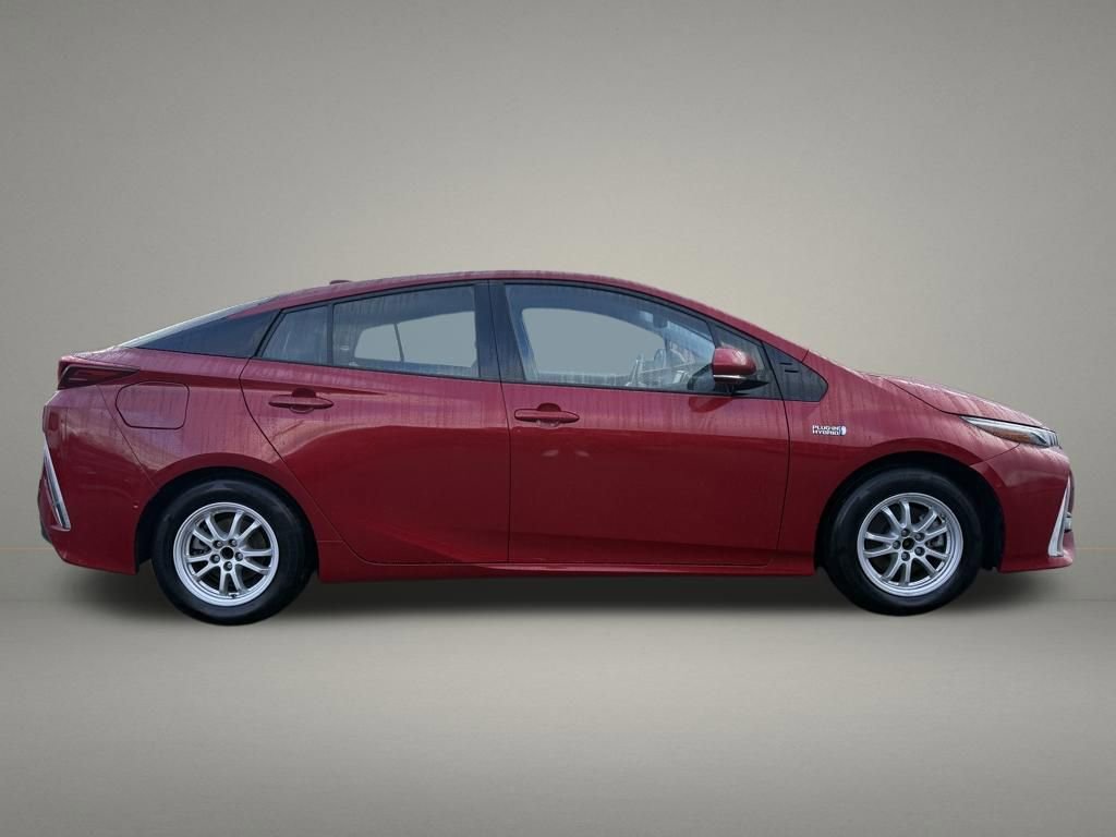 Used 2020 Toyota Prius Prime Limited FWD image 6