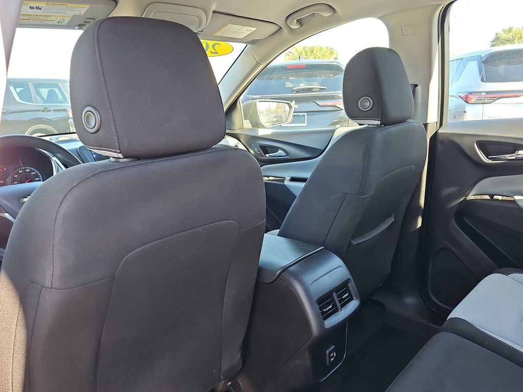 Used 2022 Chevrolet Equinox LS image 11