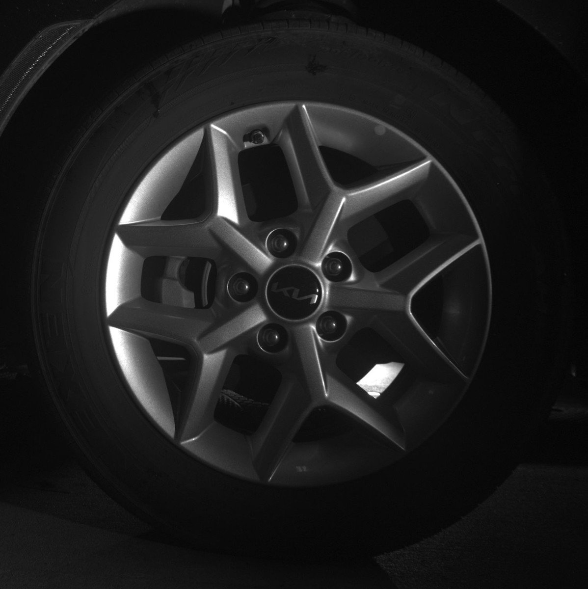 Used 2025 Kia Soul LX w/ LX Technology Package FWD image 12