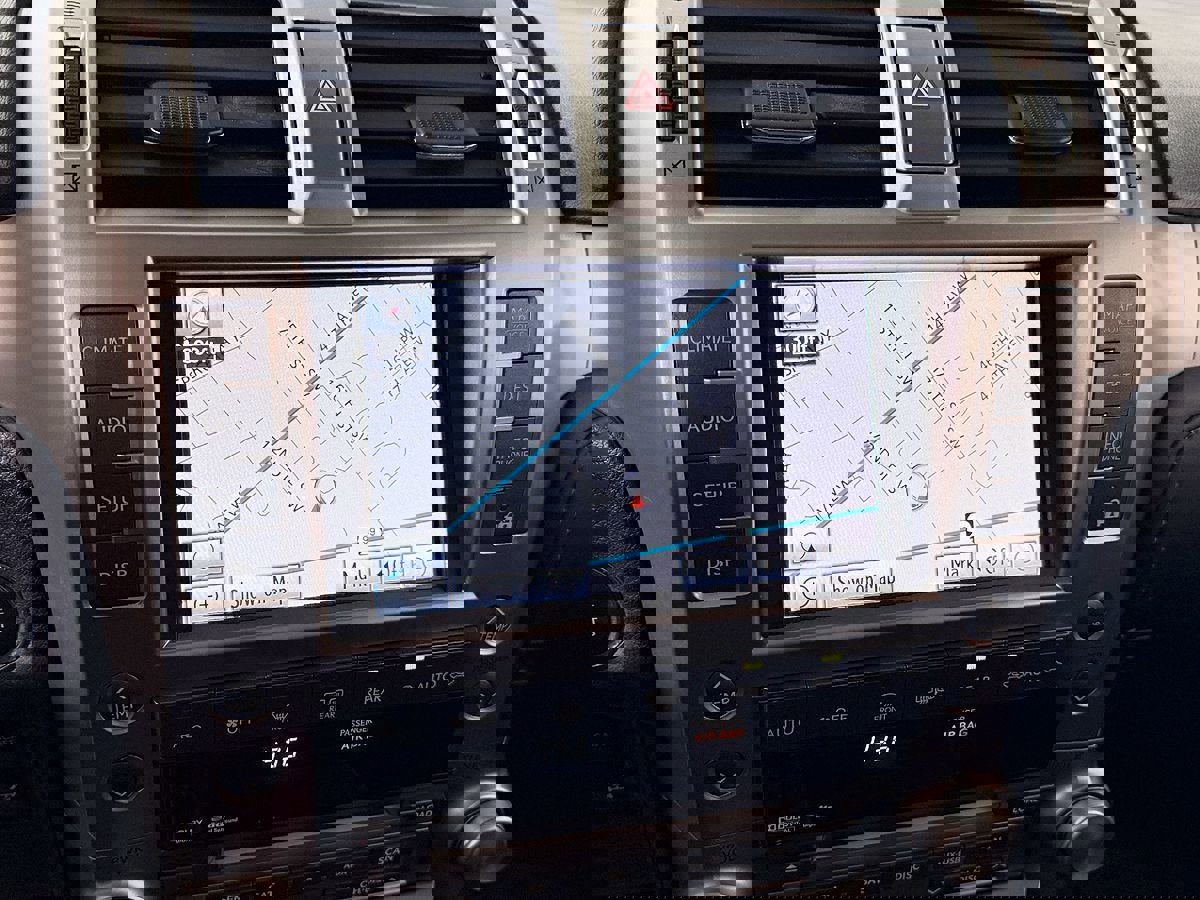 Used 2012 Lexus GX 460 Premium image 32