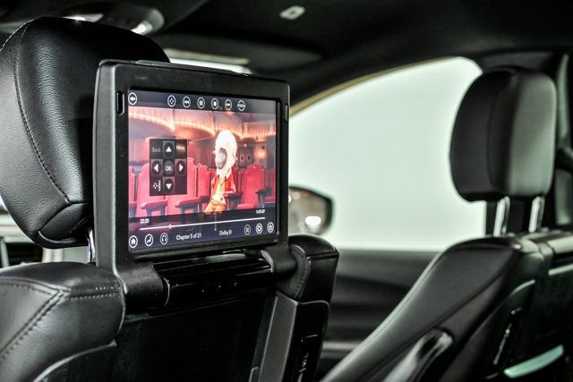 Used 2018 Chrysler Pacifica Touring-L Plus image 14