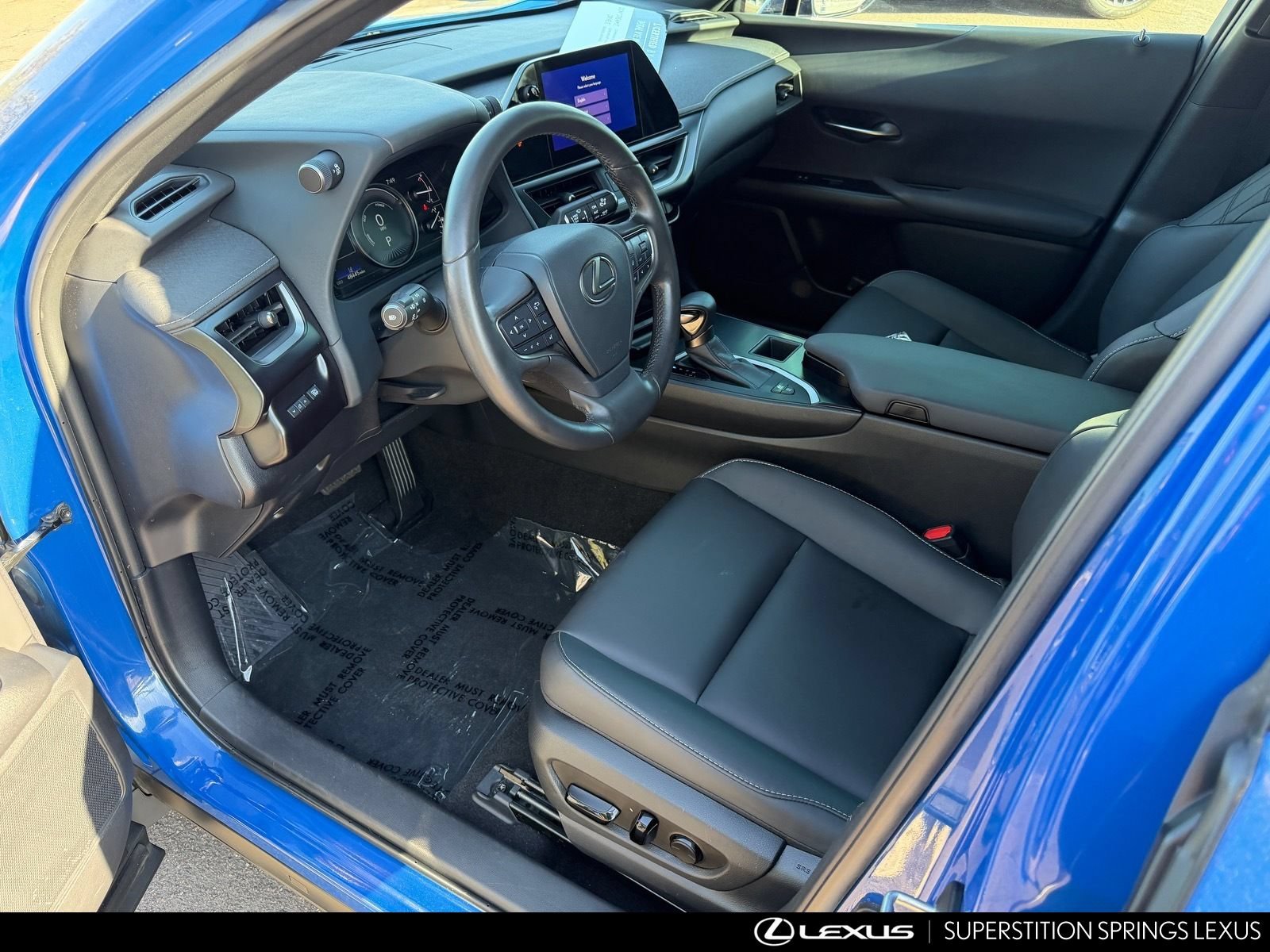 Certified 2024 Lexus UX 250h FWD image 12