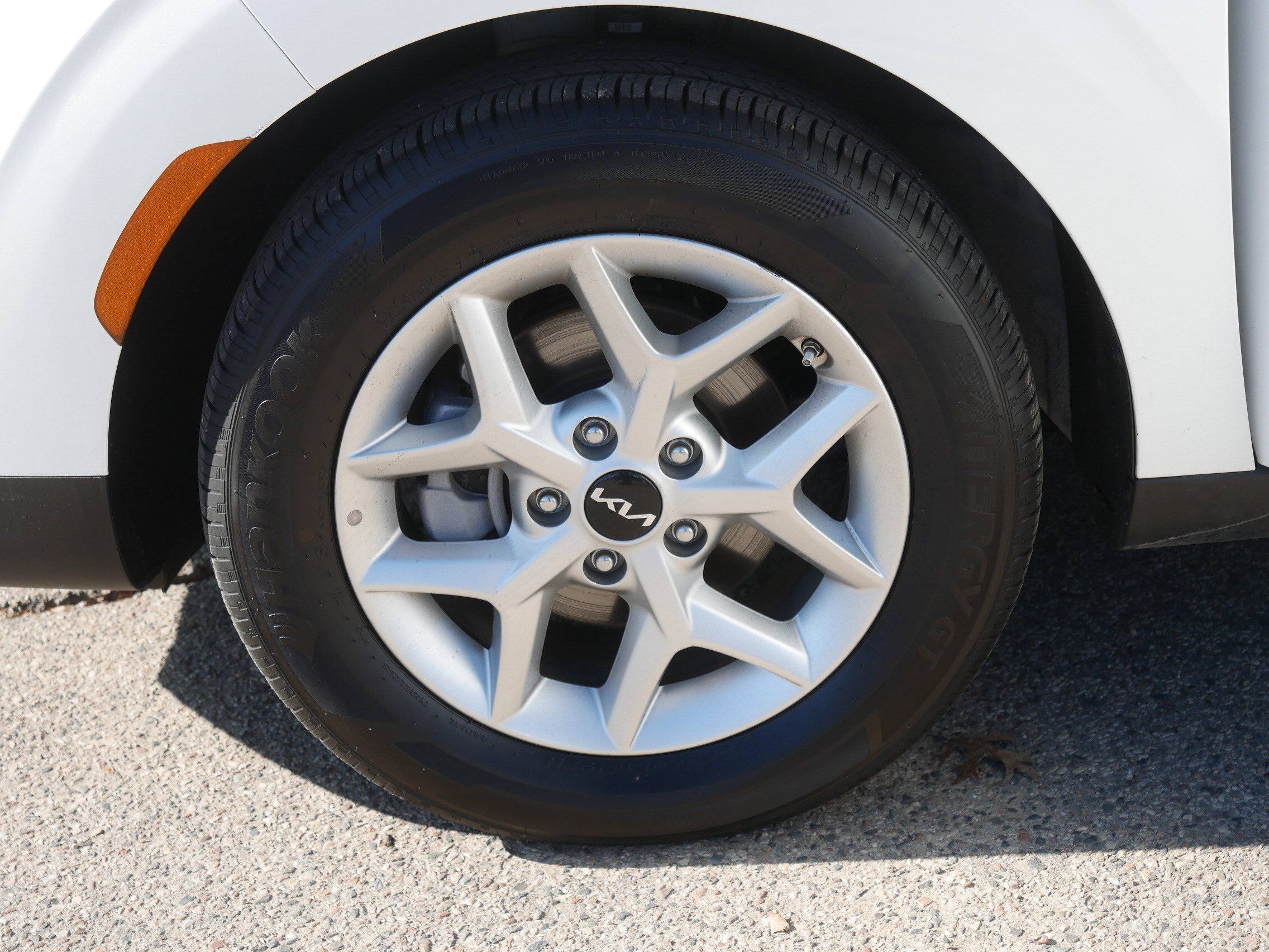 Certified 2025 Kia Soul S image 15