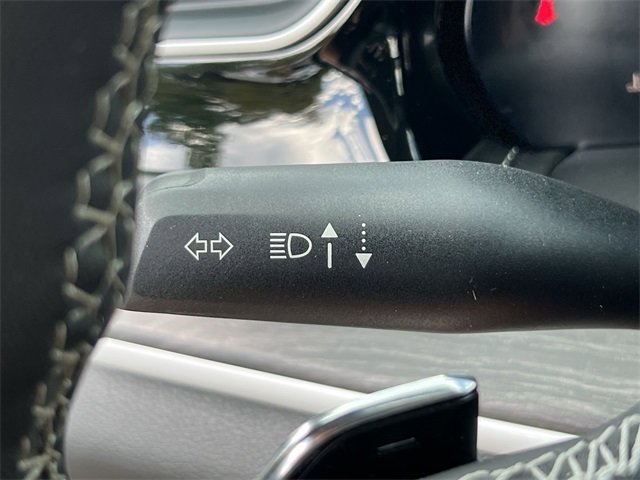 Used 2022 Jeep Grand Cherokee Limited 4xe image 33