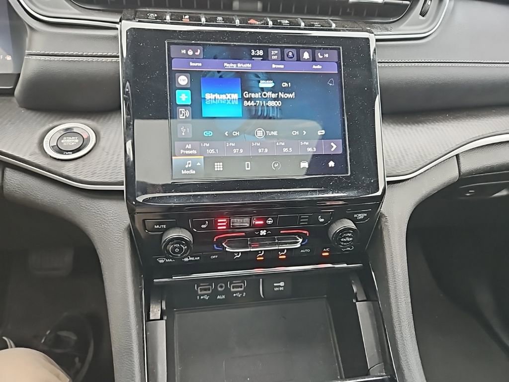 Used 2023 Jeep Grand Cherokee L Laredo image 20