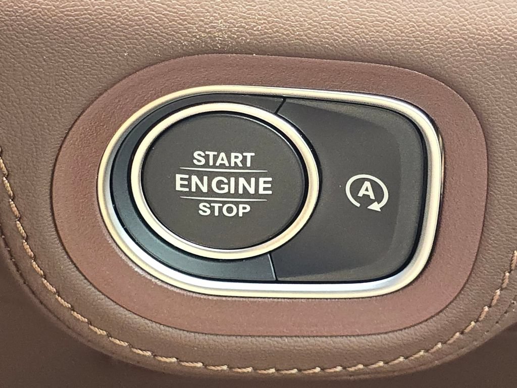 New 2026 Mercedes-Benz GLE 53 AMG 4MATIC Coupe image 38