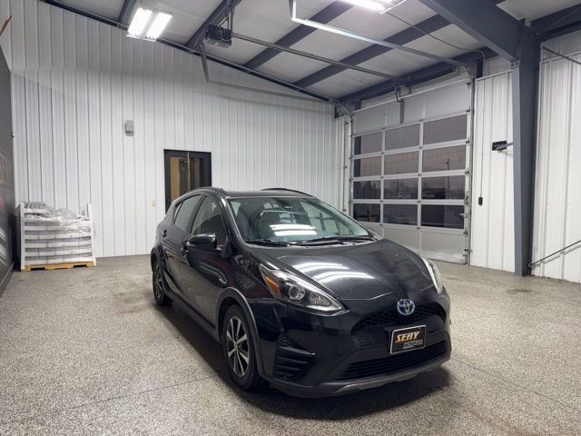 Used 2018 Toyota Prius C Three image 15