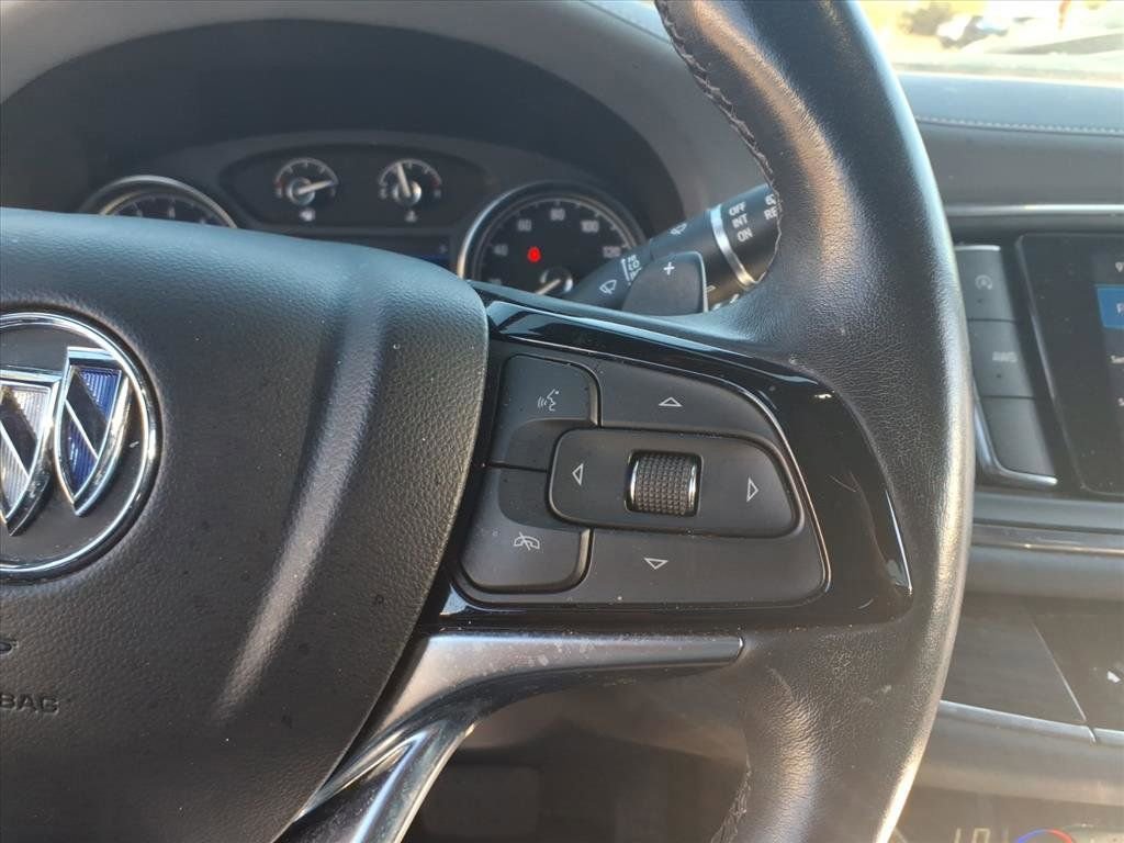 Certified 2022 Buick Enclave Essence image 11