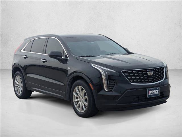 Used 2022 Cadillac XT4 Luxury FWD image 3