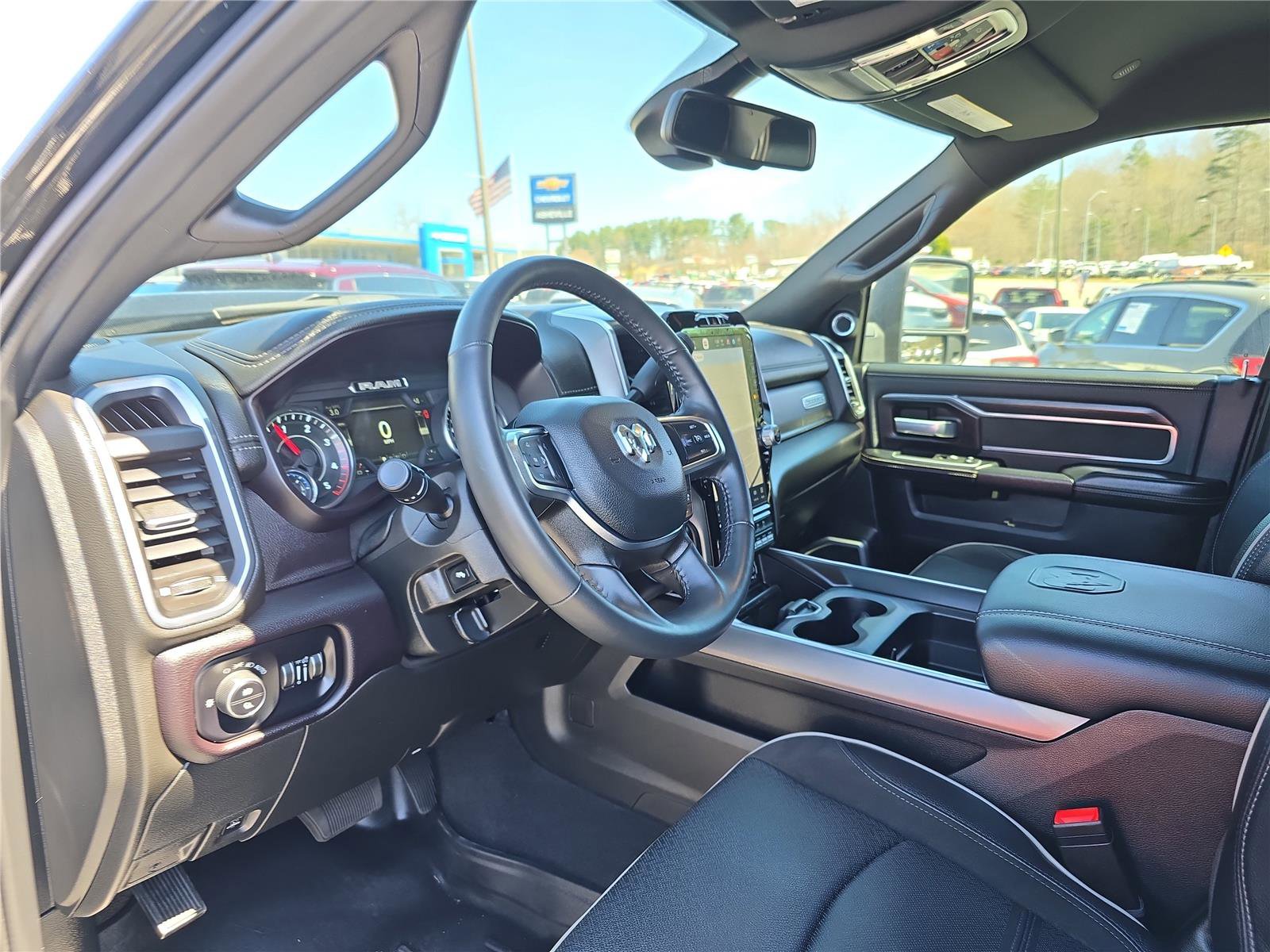 Used 2024 RAM 3500 Laramie w/ Night Edition image 23