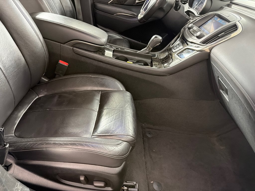 Used 2014 Buick LaCrosse Leather FWD image 20