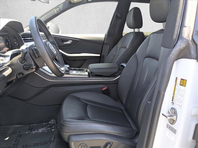 Used 2019 Audi Q8 Premium Plus w/ Premium Plus AWD/4WD image 18