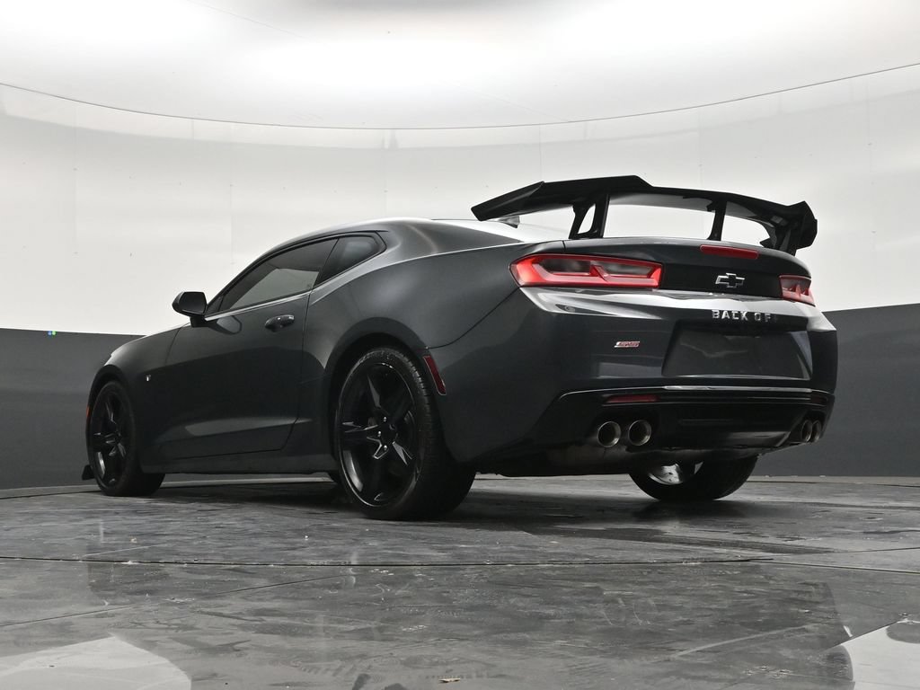 Used 2018 Chevrolet Camaro SS RWD image 22