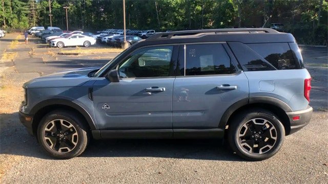 Used 2024 Ford Bronco Sport Outer Banks AWD/4WD image 5