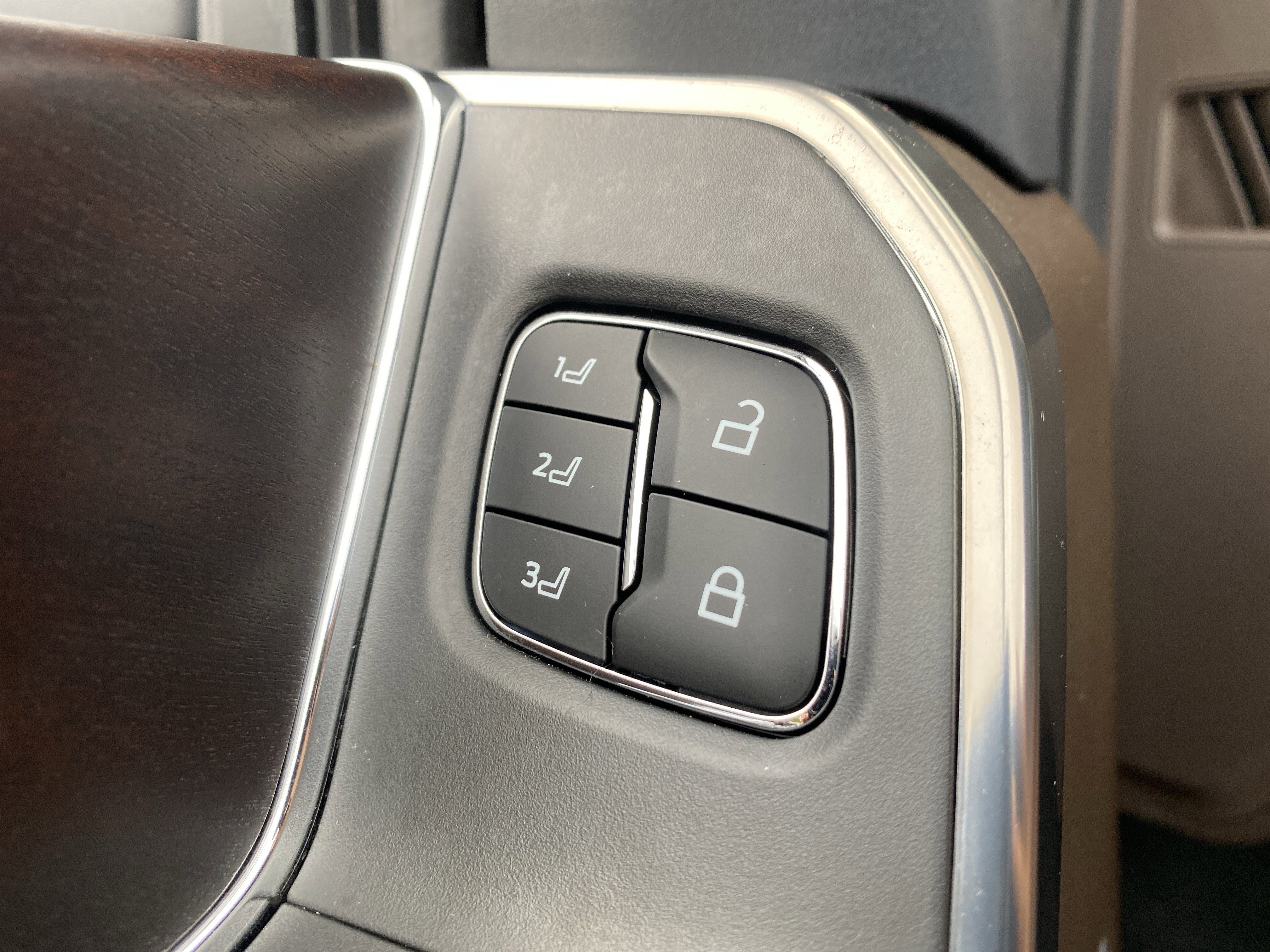 Used 2025 Ford F350 King Ranch image 27