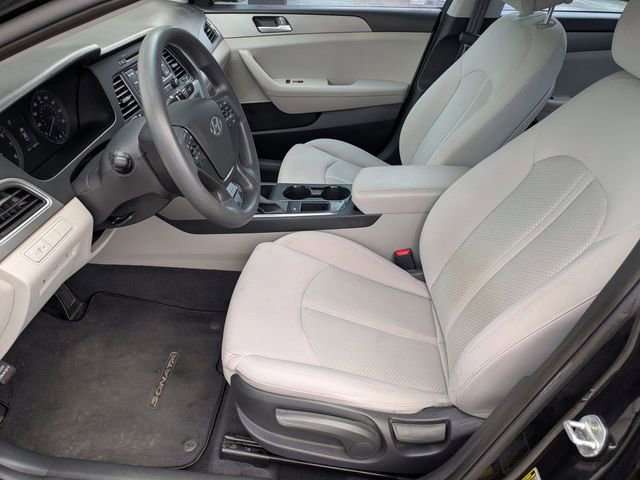 Used 2015 Hyundai Sonata SE FWD image 13