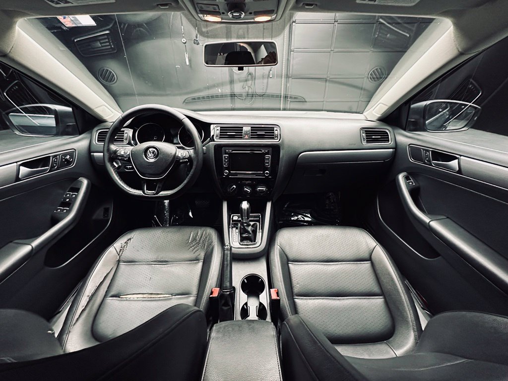 Used 2015 Volkswagen Jetta TDI SE FWD image 39