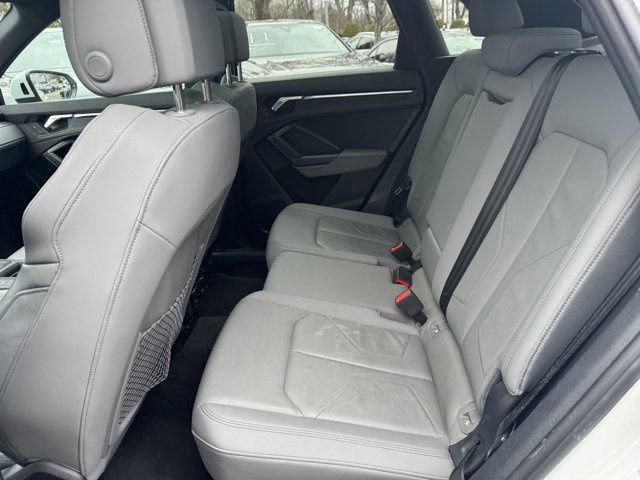 Certified 2023 Audi Q3 2.0T Premium w/ Black Optic Sport Package image 34