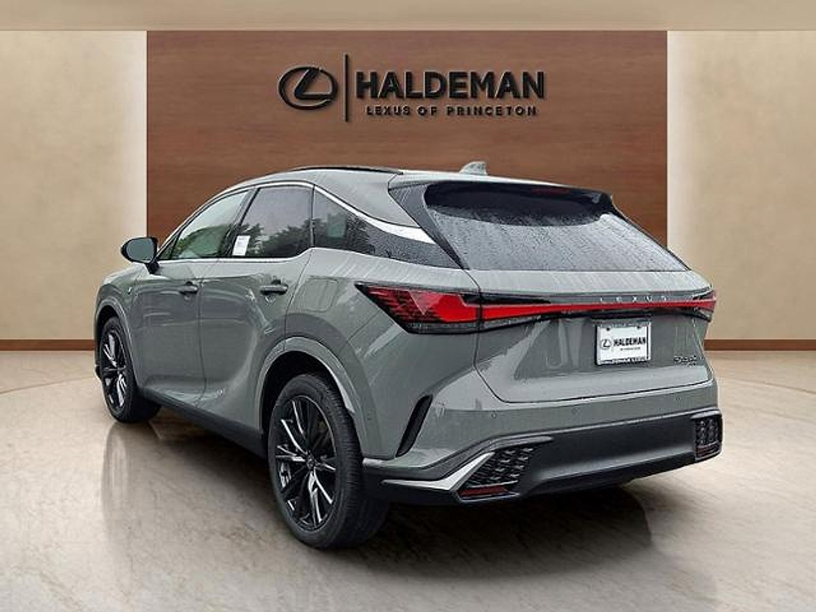New 2026 Lexus RX 350 F Sport w/ Convenience Package AWD/4WD image 4