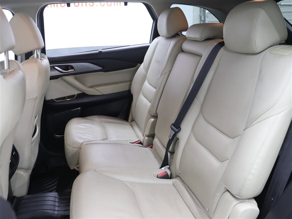 Used 2019 MAZDA CX-9 Touring w/ Touring Premium Package FWD image 11