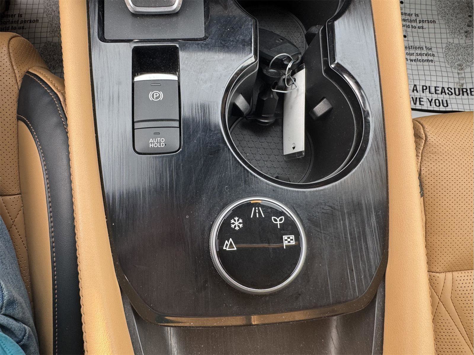 Used 2021 Nissan Rogue Platinum image 24