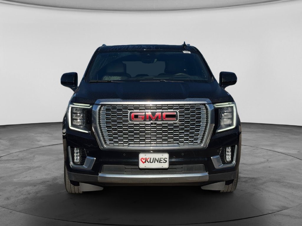 Used 2023 GMC Yukon Denali w/ Denali Reserve Package AWD/4WD image 2