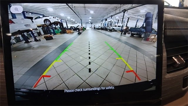 Used 2024 Ford Expedition Limited image 27