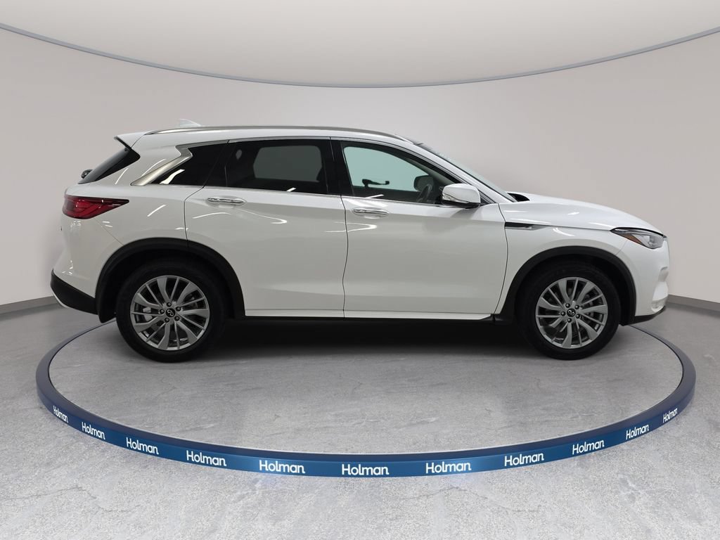 Certified 2023 INFINITI QX50 Luxe w/ Cargo Package AWD/4WD image 4