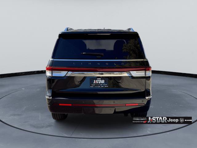Used 2024 Lincoln Navigator Black Label AWD/4WD image 5