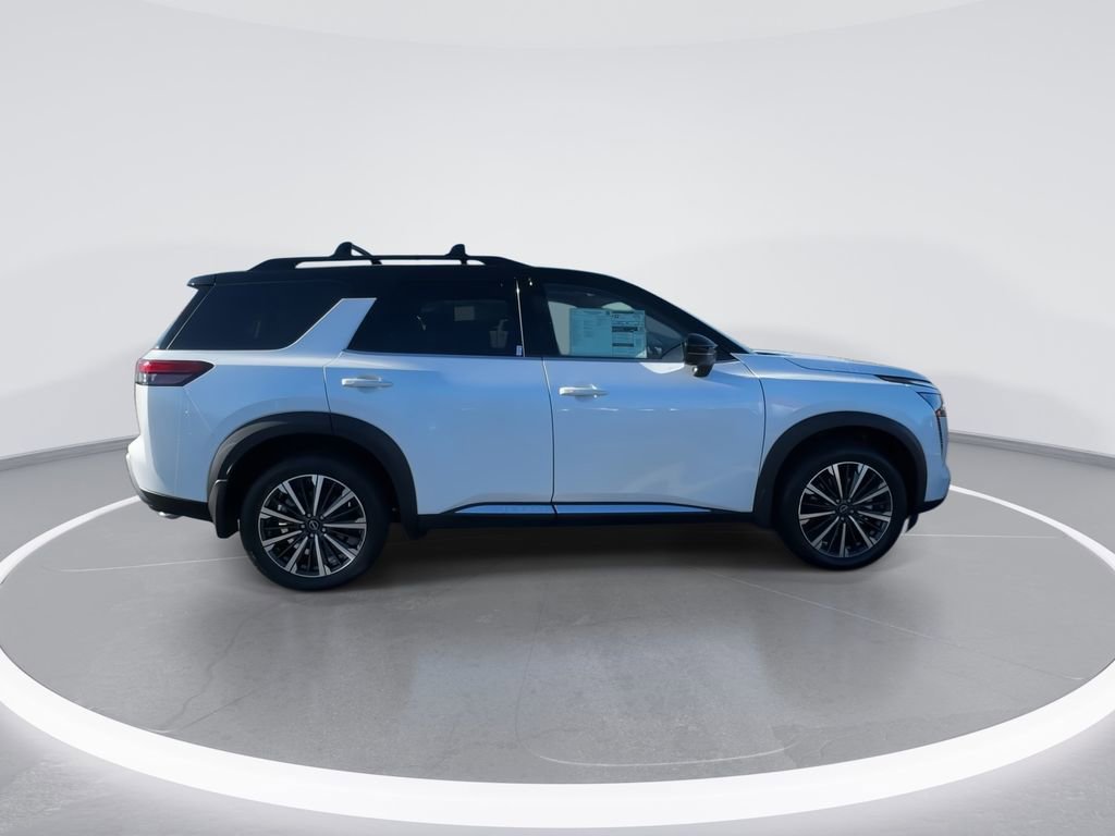 New 2026 Nissan Pathfinder Platinum image 9