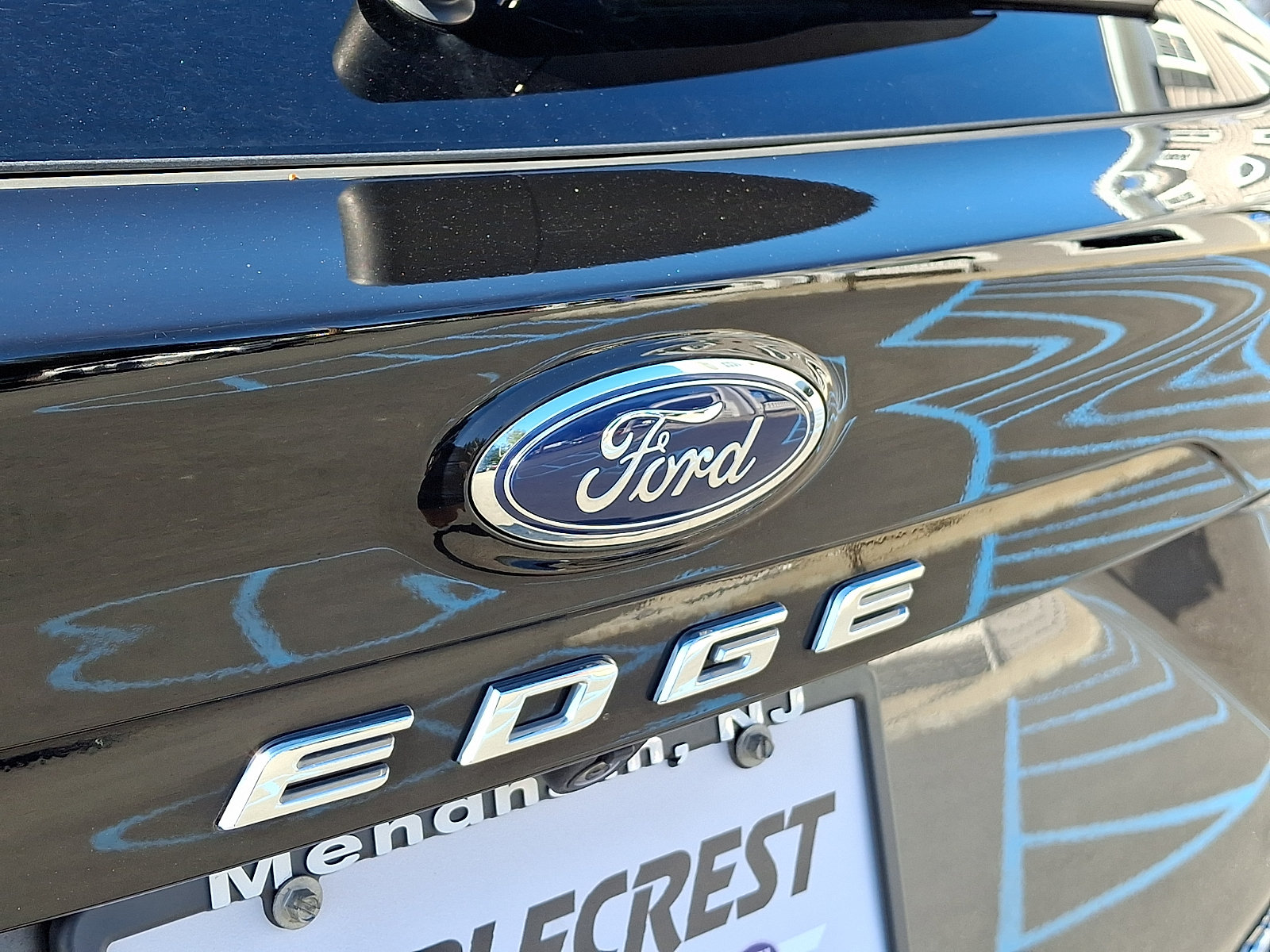 Used 2022 Ford Edge Titanium AWD/4WD image 32