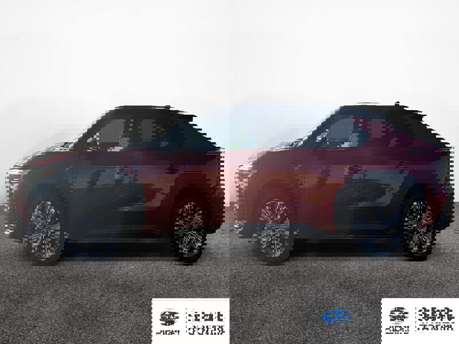 Used 2023 Subaru Solterra AWD image 2