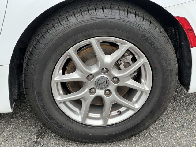 Used 2024 Chrysler Pacifica Touring-L FWD image 8