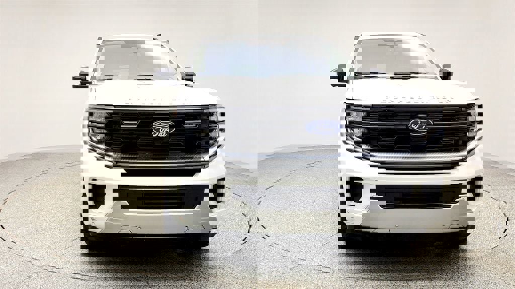 Used 2025 Ford Expedition Max Platinum image 2