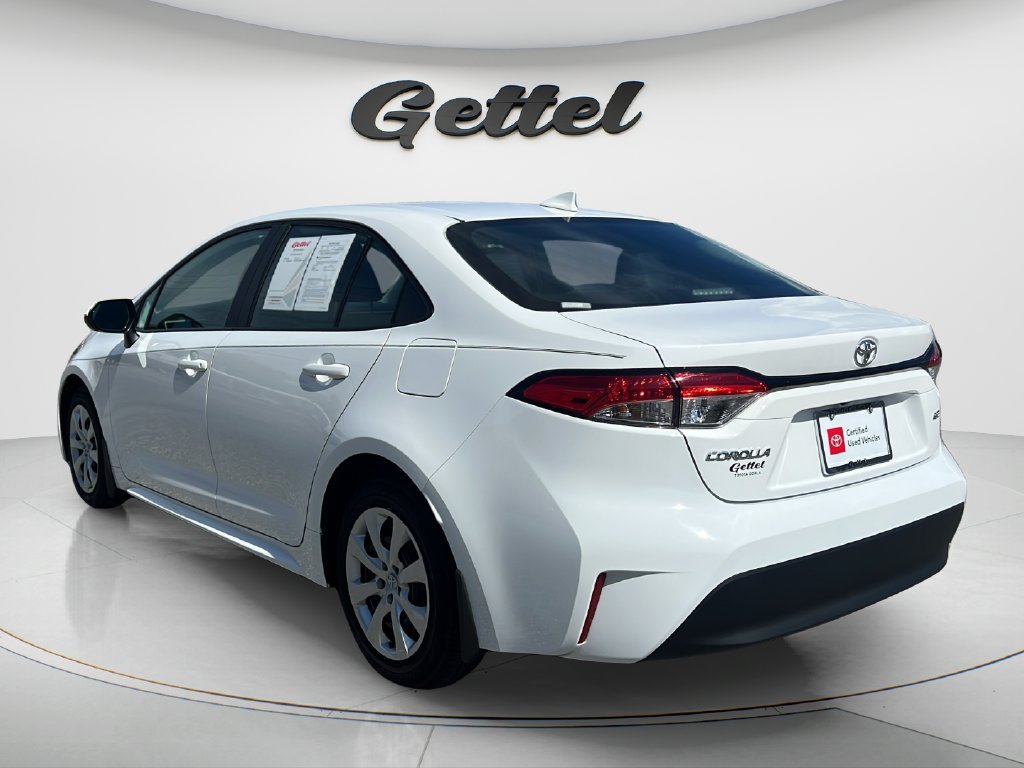 Used 2025 Toyota Corolla LE FWD image 7