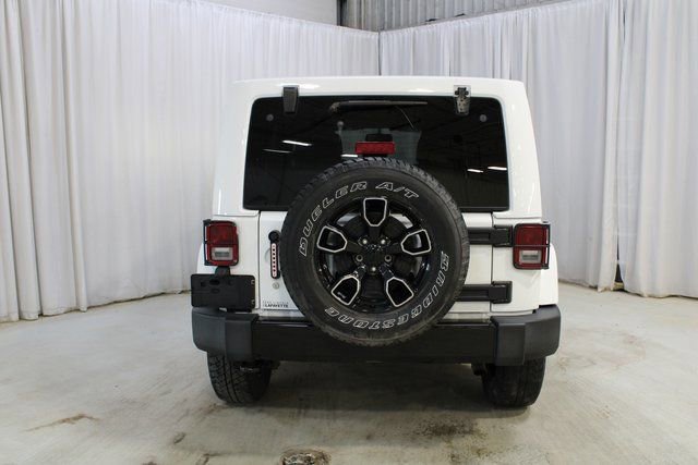 Used 2018 Jeep Wrangler Unlimited Sahara w/ Dual Top Group image 22