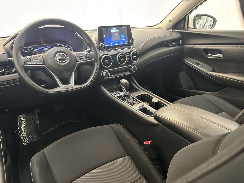 Used 2025 Nissan Sentra SV FWD image 13